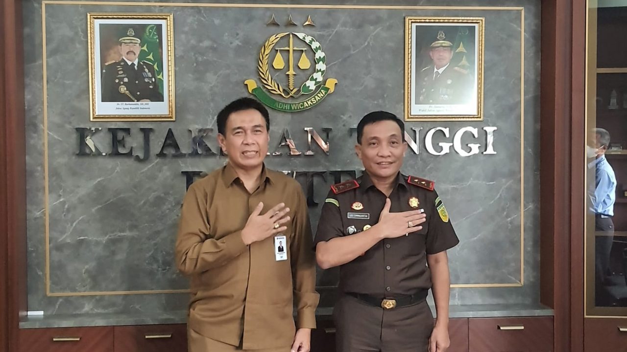 Temui Kepala Kejaksaan Tinggi Banten, Dirut Bank Banten Siap Lakukan